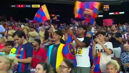 Asistencia mágica de Lewandowski a Pedri en el cuarto gol / FCB