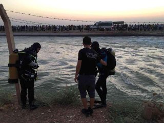 Şanlıurfa 3. sayfa haberi | Şanlıurfa'da kanala giren 2 genç akıntıya kapıldı