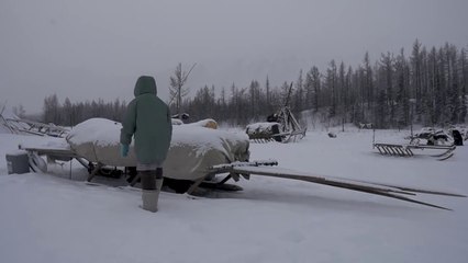Life in URAL Mountains.Kashmir  Russia. यूआरएएल पहाड़ों में जीवन। कश्मीर रूस।/الحياة في جبال أورال كشمير روسيا.Survival in Far North. Nomads Nenets
