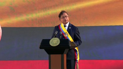 Petro ordena como primer acto de su Gobierno que saquen la espada de Bolívar
