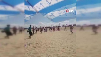 Son dakika haber: Uyarılara uymayarak denize giren gençlerle cankurtaranlar arasında kavga çıktı