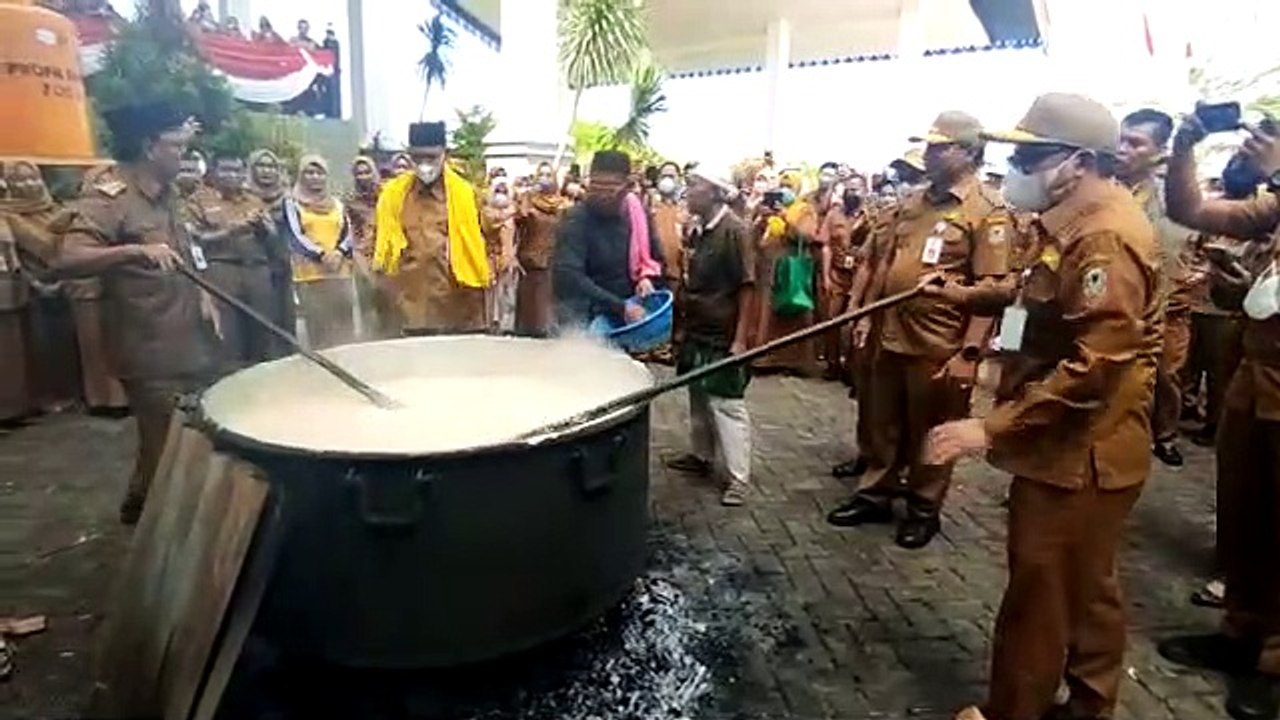 Tradisi Mengawah Bubur Asyura, Peringatan 10 Muharram di Pemprov Kalsel