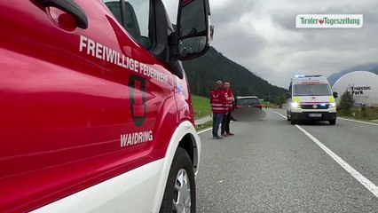 Pkw geriet in Waidring in Gegenverkehr: Zwei Verletzte