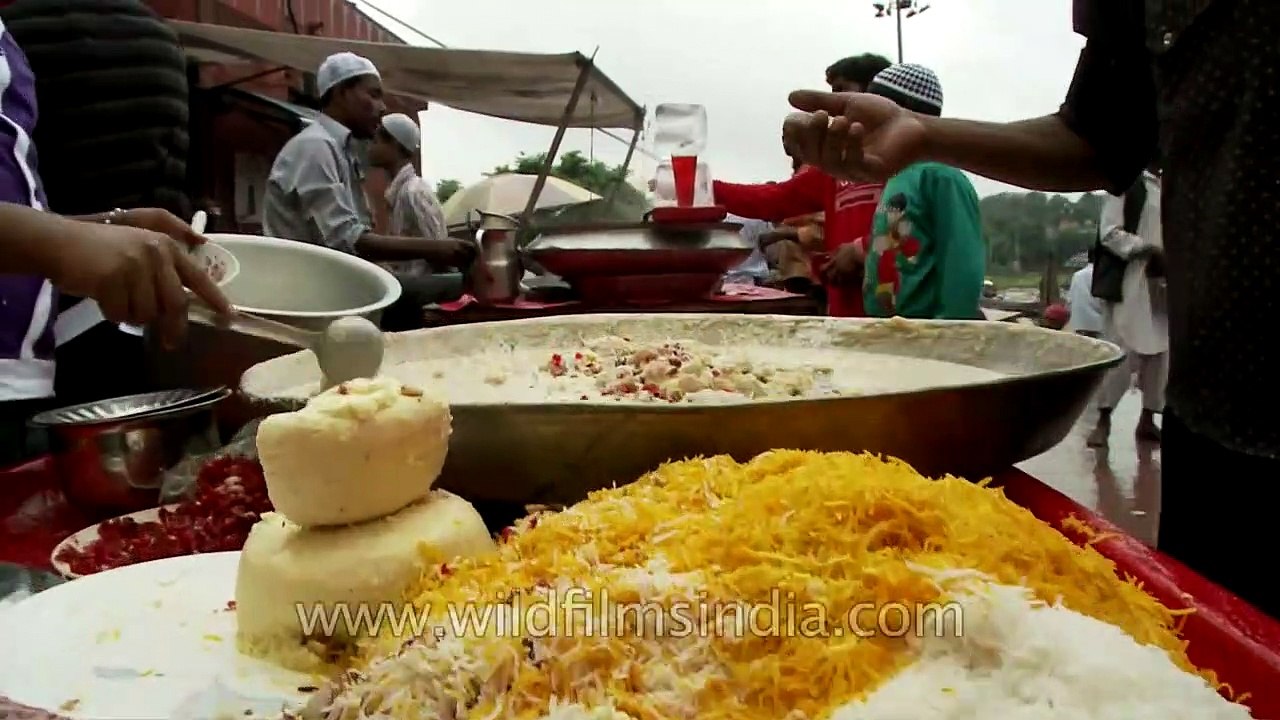 Finger licking good Falooda during Eid!