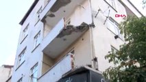 Bağcılar'da çöken balkonla düşen işçi öldü