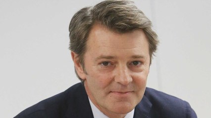 GALA VIDEO - François Baroin en deuil : le compagnon de Michèle Laroque dans “une infinie tristesse”