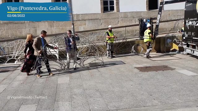 Vigo instala sus LUCES de NAVIDAD en AGOSTO: ¿tiene sentido presumir de luces cuando Europa se apaga? | EL PAÍS