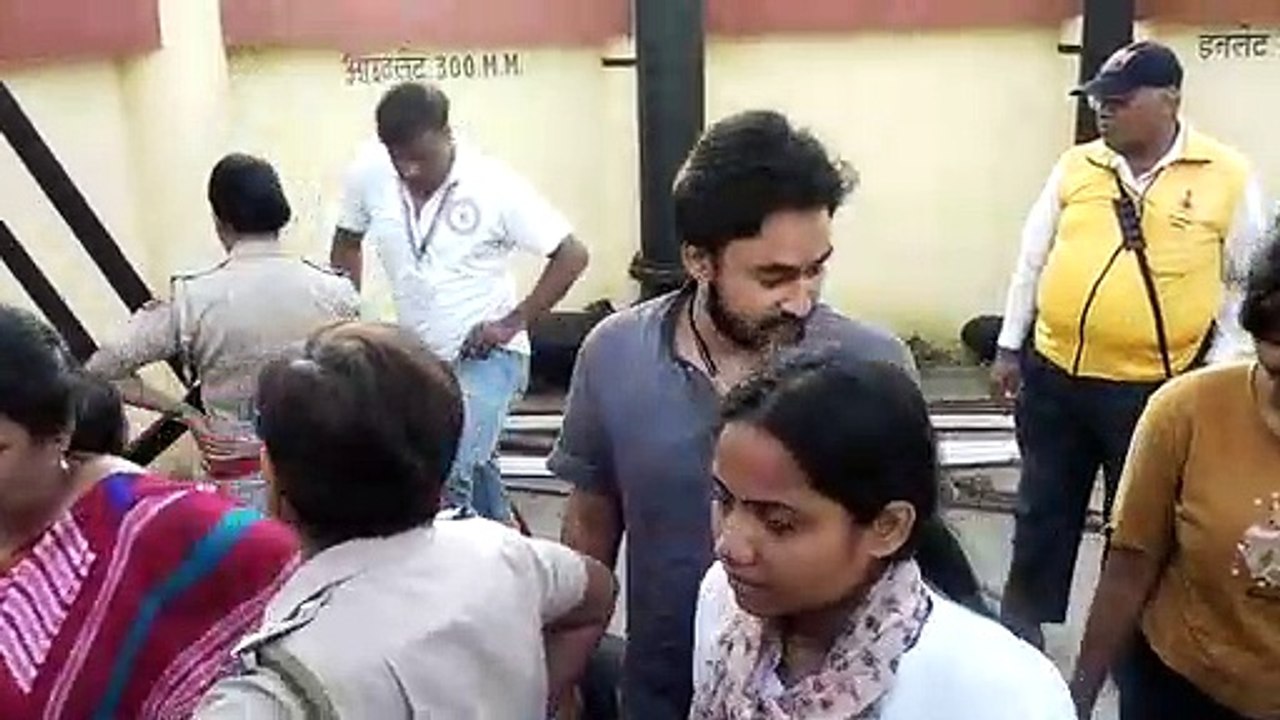 महारानी कॉलेज- पानी की टंकी पर चढ़ी हुई छात्राएं नीचे उतरी