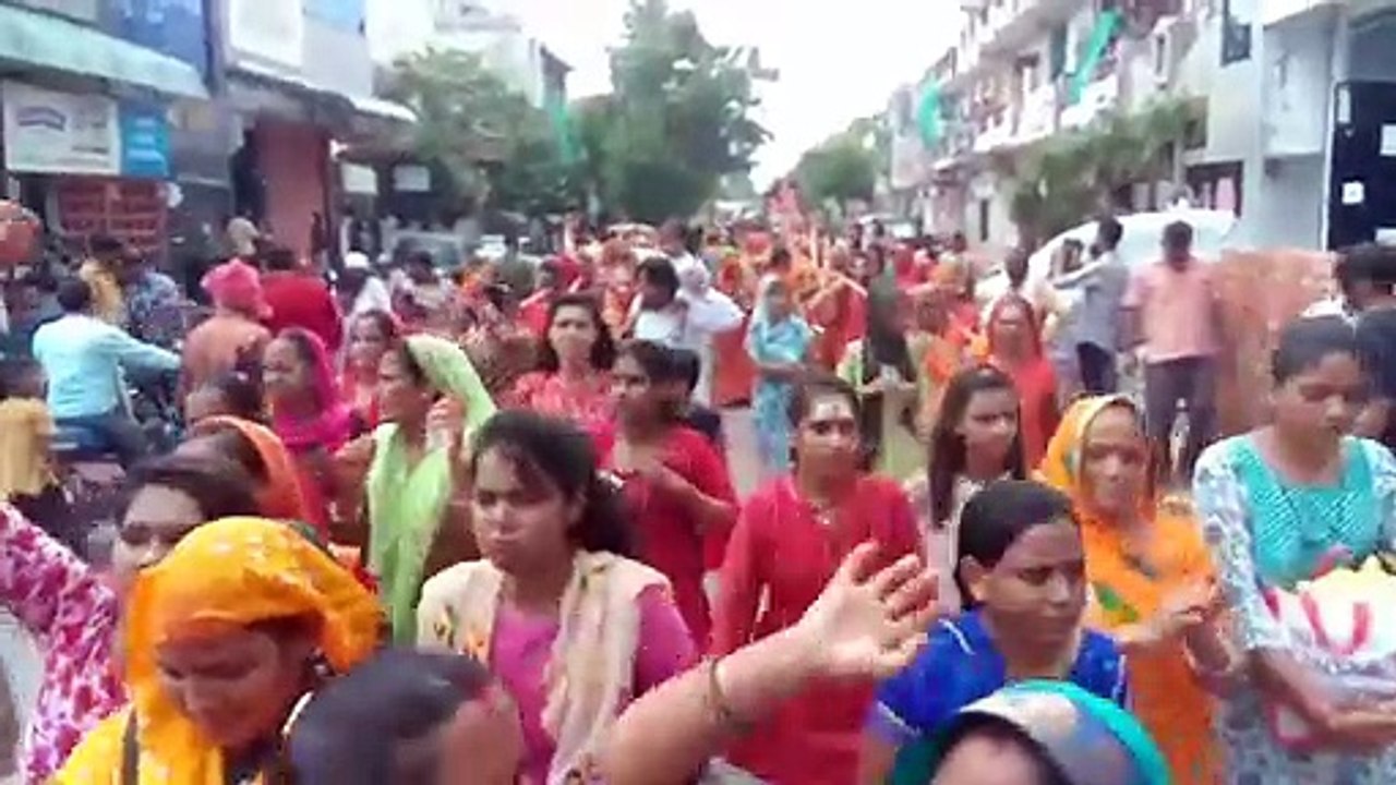 हर-हर शंभू...भक्ति की बयार चली, अभिषेक, पूजन व श्रंगार