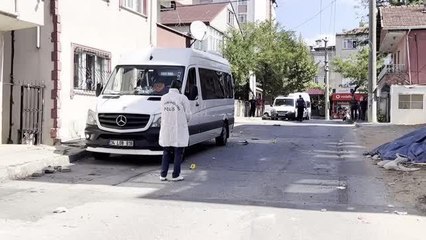 Son dakika haberleri... Ters yönde ilerleyen otomobilin neden olduğu kazada 2 kişi yaralandı