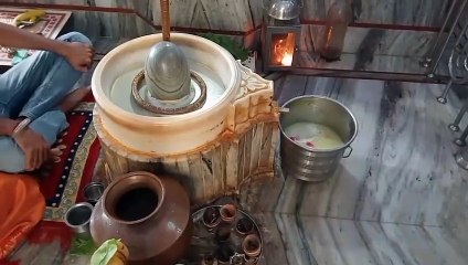 Download Video: हर-हर महादेव- इस शिवालय में पार्वती के पास है सिंह, कार्तिकेय के छह मुख