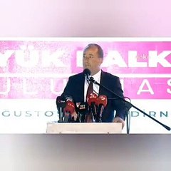 Edirne Belediye Başkanı Gürkan, Kılıçdaroğlu'nu "Sayın Cumhurbaşkanım" diyerek kürsüye davet etti