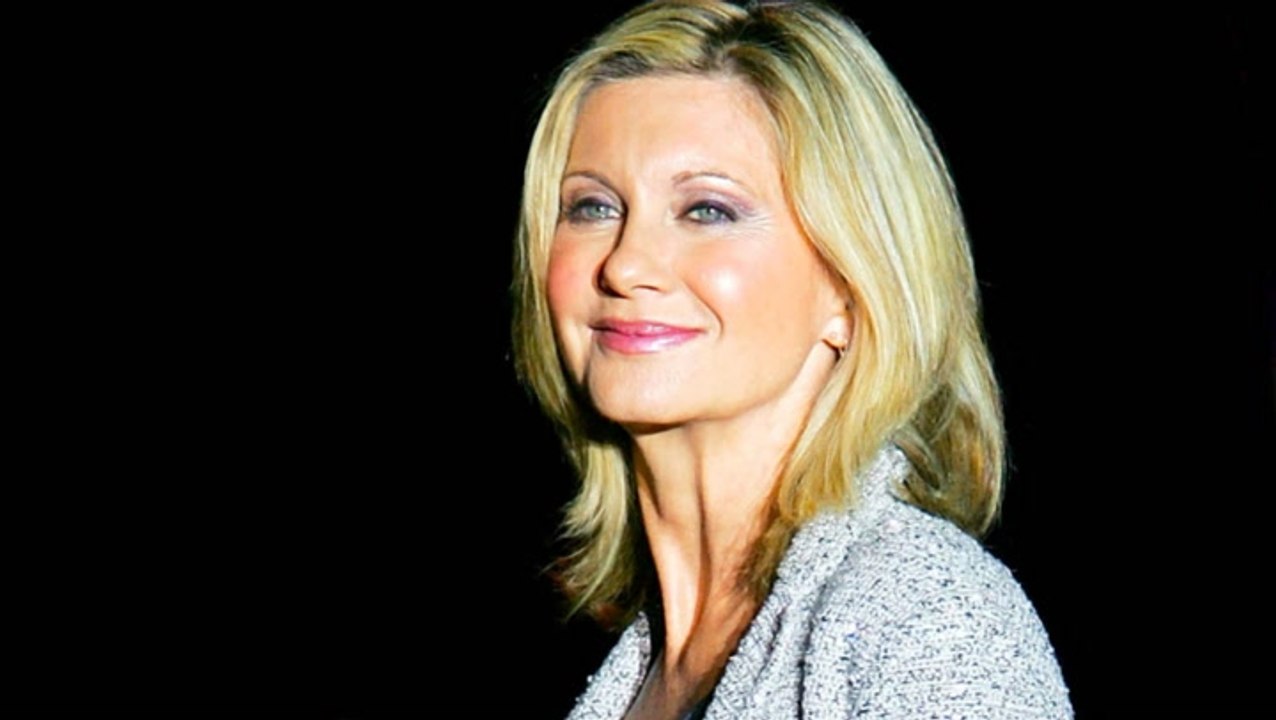 Olivia Newton-John, Australian Pop Star and 'Grease' Star Dies At 73 | THR News