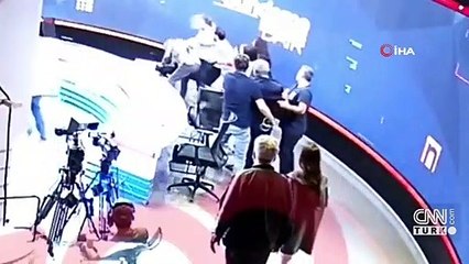 Şimşek: Enginyurt tüm aileme küfretti