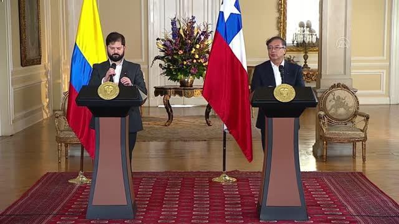 Kolombiya Cumhurbaşkanı Petro, Şili Devlet Başkanı Boric ile ortak basın toplantısı düzenledi