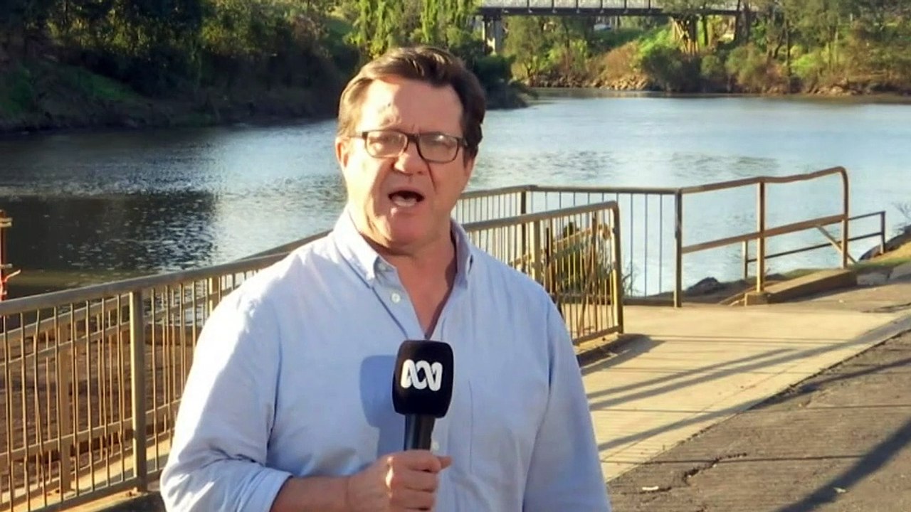 Damning report into floods found the North Coast and Hunter were forced to save themselves