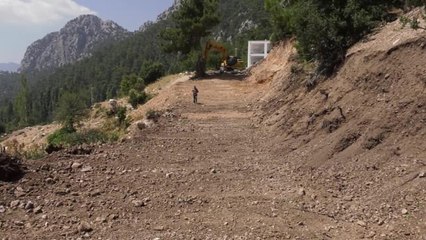 NAZMİYE TEYZENİN YOL SEVİNCİ