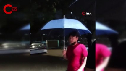 Güney Kore şiddetli yağışlara teslim oldu