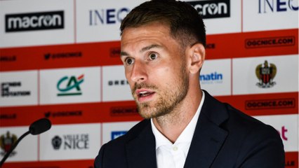 VOICI - Aaron Ramsey : pourquoi le footballeur se retrouve mêlé à la mort d'Olivia Newton-John