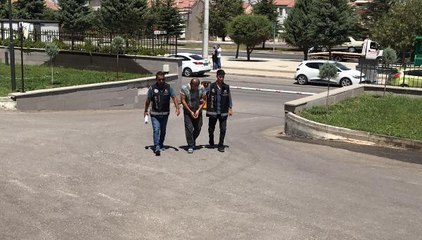 GÜNLÜK KİRALADIĞI EVDE UYUŞTURUCU SATAN ŞÜPHELİ YAKALANDI