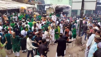 Muharram: खुद को किया लहूलुहान, तलवारों से खेला हाईदौस