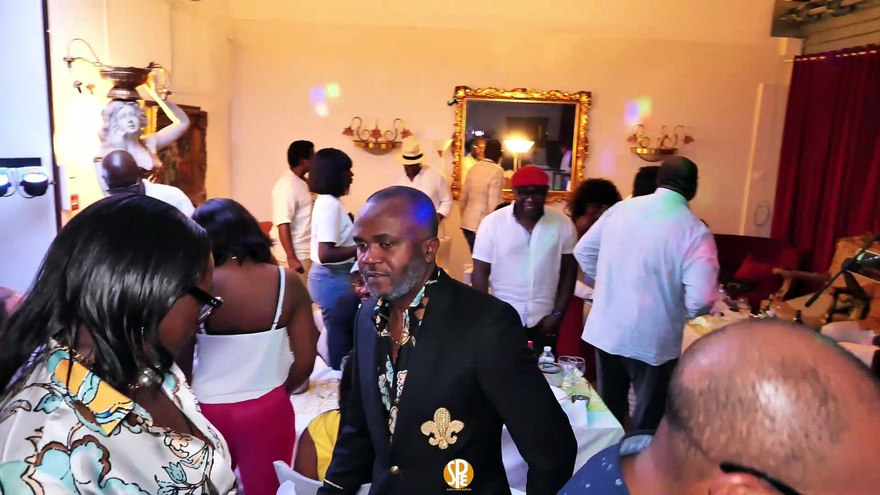 Narcisse Pryze célèbre un an de plus au restaurant la SANAGA à Fresne Août 2022