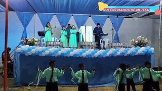 BOYS AND GIRLS SING PRAISES TO GOD DANCING,,,,NIÑOS Y NIÑAS ALABAN A DIOS