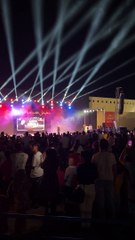 Des policiers ont tenté d'interrompre le spectacle de l'humoriste tunisien très populaire Lotfi Abdelli, arguant d'"une atteinte aux bonnes moeurs