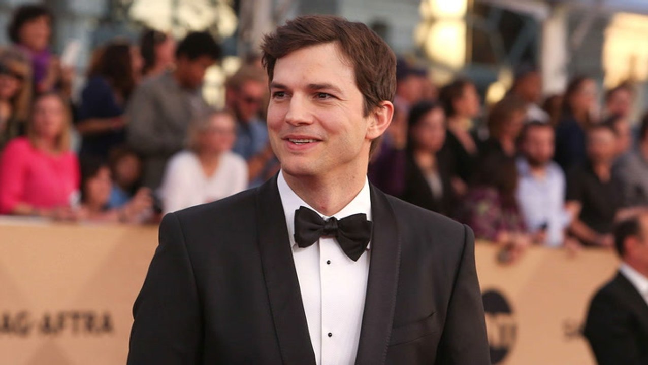 Ashton Kutcher über schlimme Krankheit: Er konnte nicht sehen, hören oder laufen