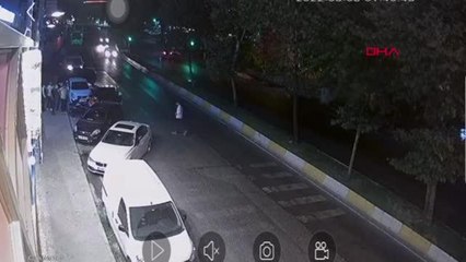 İSTANBUL ? ESENYURT'TA İKİ GRUP ARASINDA SİLAHLI KAVGA: 4 YARALI