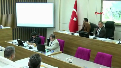 Tanju Özcan: Iraklının aldığı 10 mezar yerini iptal ettirdim