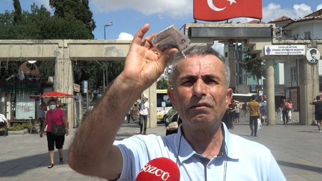 Cebinde kalan son 10 lirayı göstererek isyan etti: Bu halk sana ne yaptı ya?