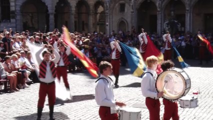 La parade du Meyboom a fait vibrer le coeur de Bruxelles