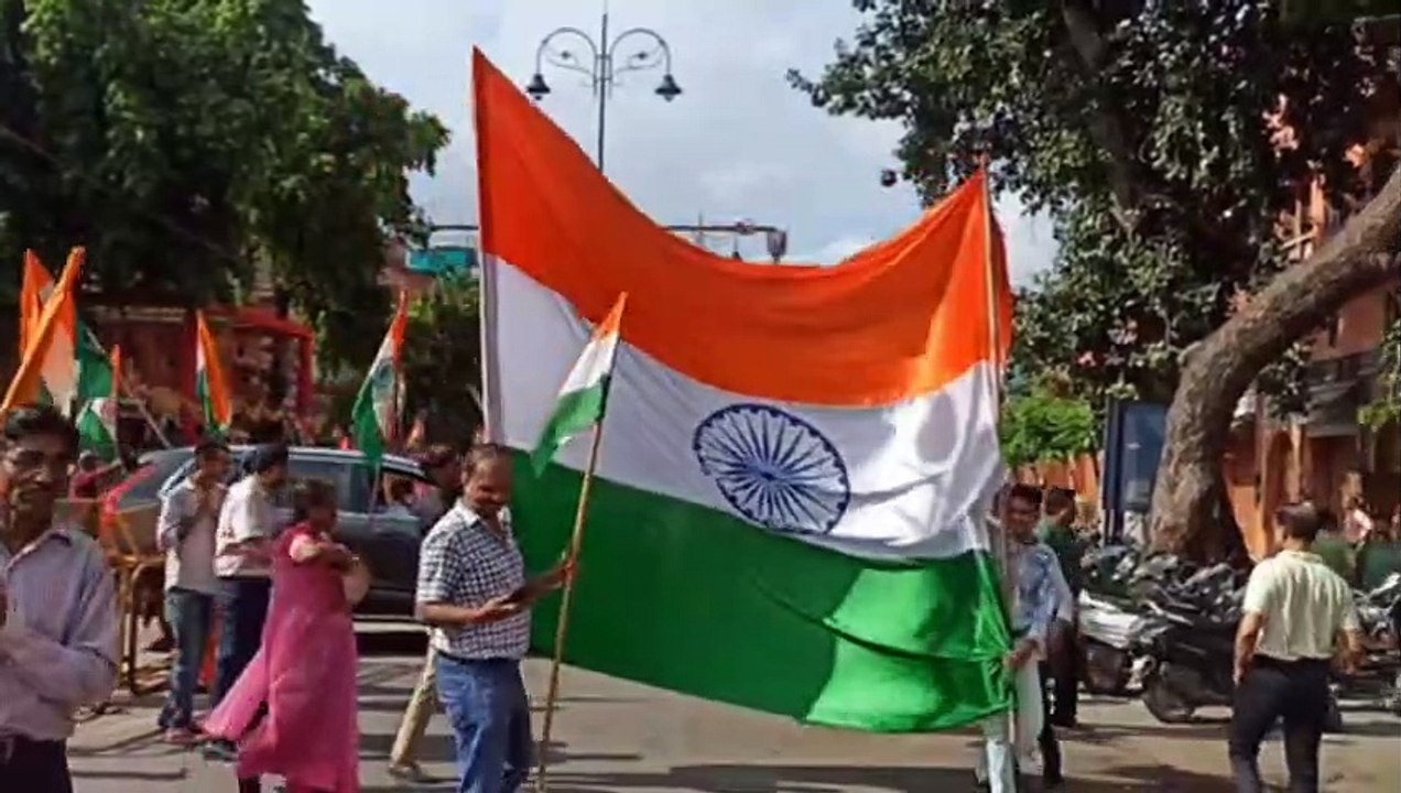 हर-घर तिरंगा अभियान: चारदीवारी में निकली प्रभाफ...