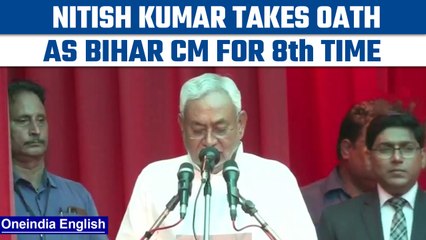 Download Video: Nitish Kumar takes oath as Bihar CM, says not eying for PM post in 2024 | Oneindia News *News