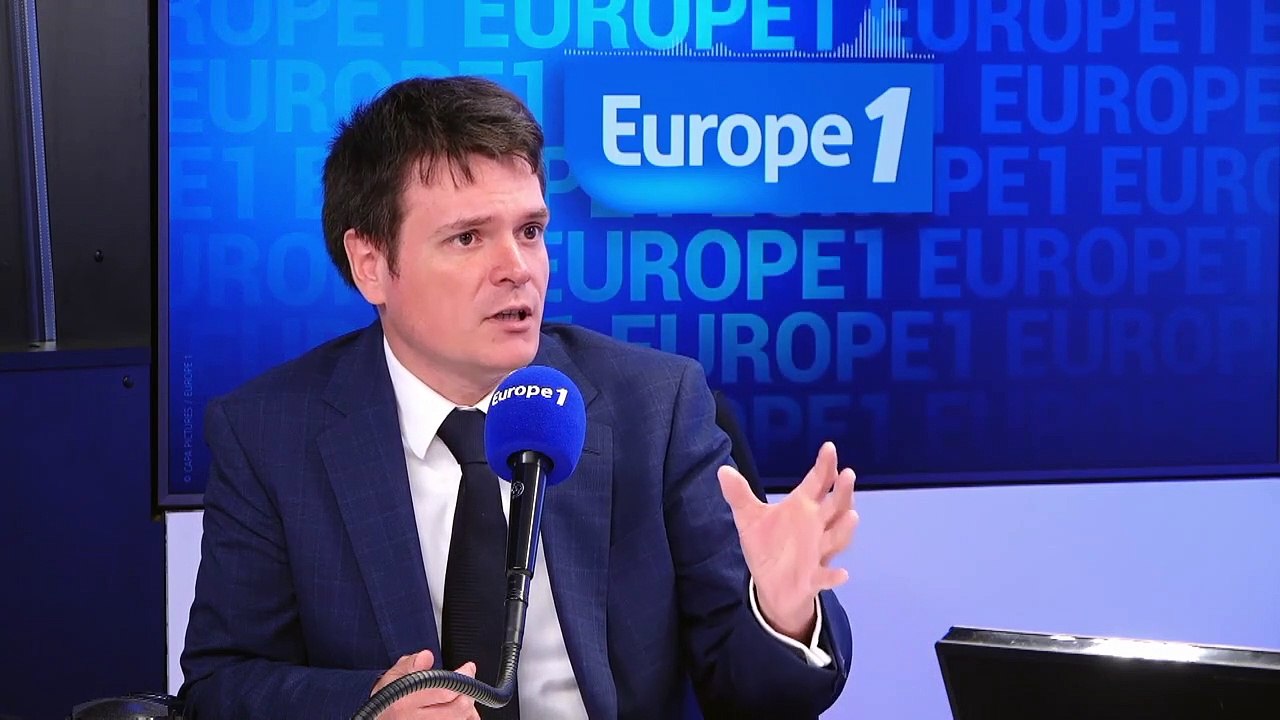 Gérald Darmanin occupe-t-il trop d'espace médiatique ?