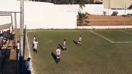 12 yaşındaki çocuğun golü dünyayı ayağa kaldırdı