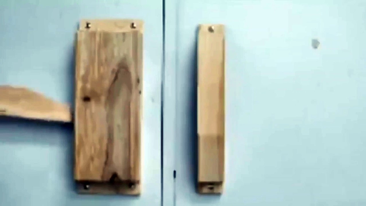 How an Ancient Egyptian lock worked