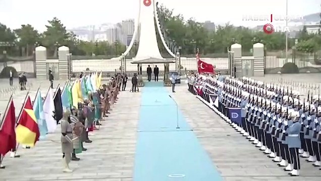 Cumhurbaşkanı Recep Tayyip Erdoğan, Slovenya Cumhurbaşkanı Borut Pahor'u resmi törenle karşıladı