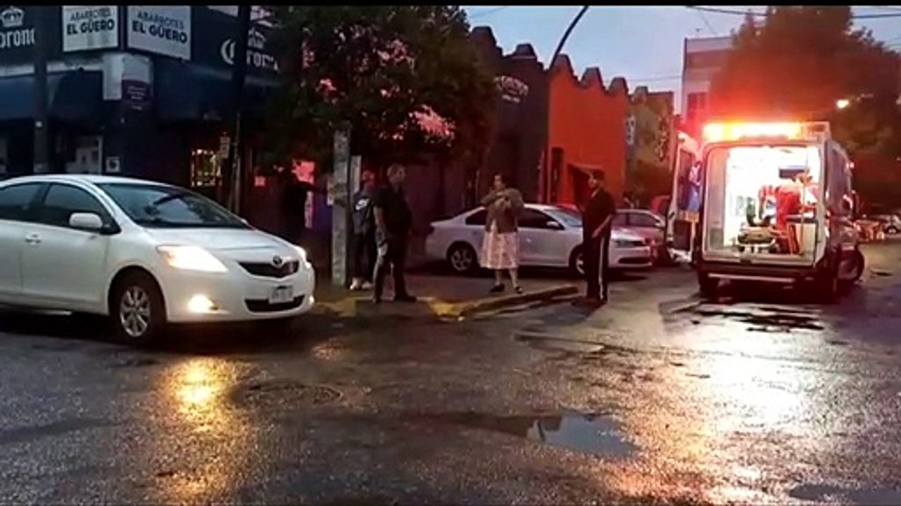 Un hombre fue atropellado en plena zona Centro de Guadalajara; se encuentra grave en un hospital