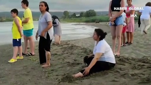 Sakarya'nın Karasu ilçesinde 13 yaşındaki kız çocuğu denizde kayboldu
