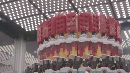 Una tarta gigante de Lego para celebrar su 90 aniversario