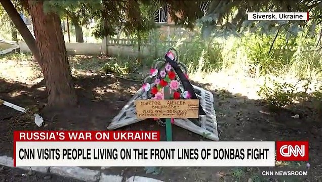 CNN goes to town surrounded on two sides by Russian forces
