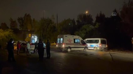 Otomobilin otluğa devrilmesi sonucu iki kişi yaralandı