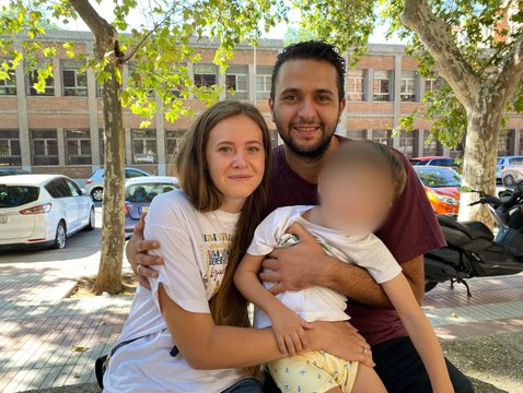 Refugiados ucranianos en España, cinco meses después de su llegada: Mi mayor miedo es que me llamen de Ucrania y me digan que un familiar ha fallecido