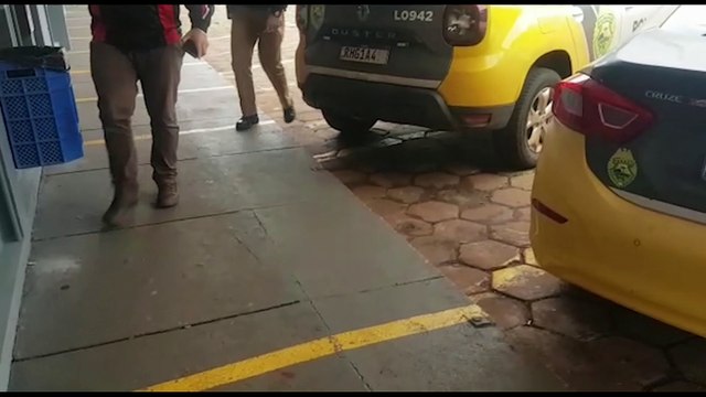 Rapaz é detido após não pagar pensão alimentícia no Bairro Cataratas