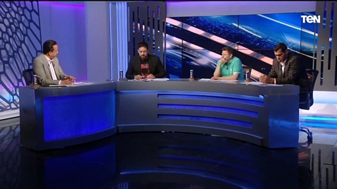 "فوز معنوي".. سمير كمونة يوضح رأيه الفني في فوز الأهلي على المصري ⚽️
