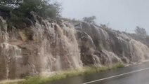 Flash flooding after monsoons unleash in Arizona