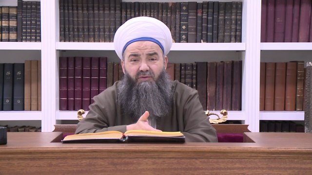 İbni Arabî Hazretleri Makbul Bir Velidir Ama Kitaplarını İncelemek Caiz Değildir.