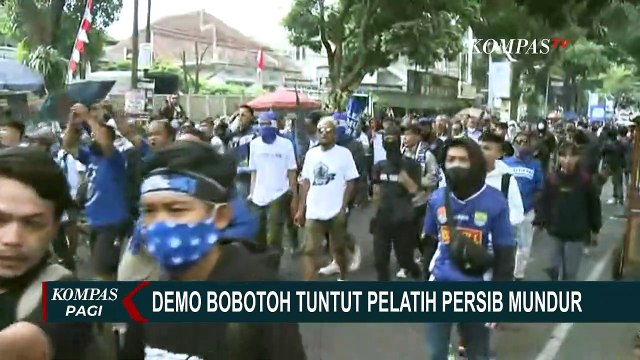 Kalah Telak 4-1 dari Borneo FC, Ribuan Bobotoh Berunjuk Rasa Tuntut Robert Rene Mundur Jadi Pelatih